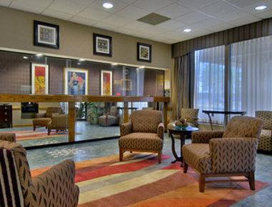Days Inn By Wyndham Camp Springs Andrews Afb Luaran gambar