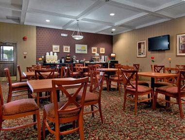 Days Inn By Wyndham Camp Springs Andrews Afb Luaran gambar